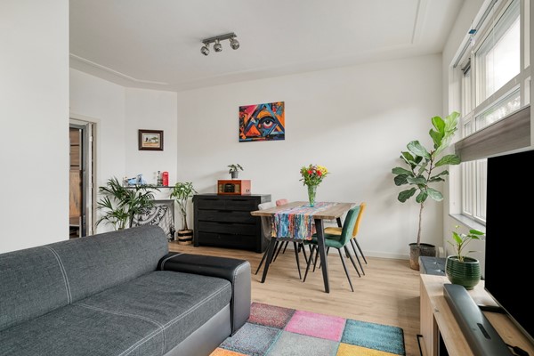 Medium property photo - Bussumsestraat 105, 2574 JD Den Haag